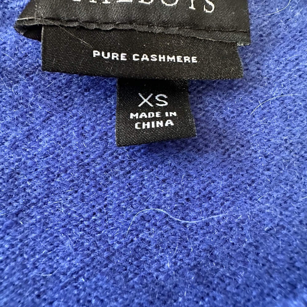 Cashmere Sweater - Picture 2 of 2
